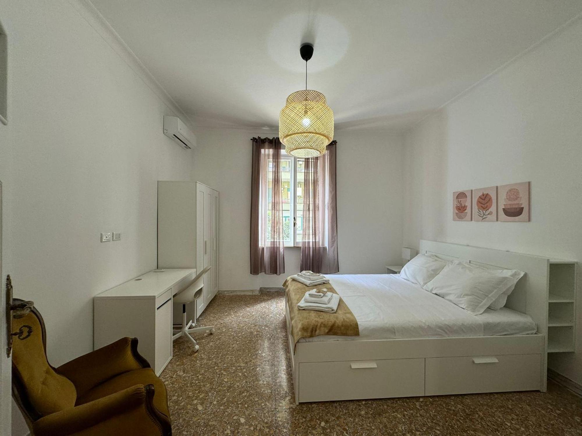 Spacious Chez Max Apartment Rom